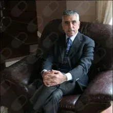 Op. Dr. Muhittin Tatlıadım — Kadın Hastalıkları Ve Doğum, İstanbul. Portre fotoğrafı.