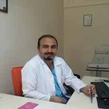 Op. Dr. Ahmet Yalçın — Göz Hastalıkları, Bandırma, Balıkesir. Portre fotoğrafı.