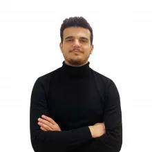 Uzm. Dkt. Enes Ceylan — Dil ve Konuşma Terapisi, Kocaeli. Portre fotoğrafı.