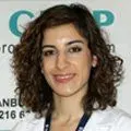 Uzm. Dr. Deniz Hatıloğlu — Radyoloji, Ümraniye, İstanbul. Portre fotoğrafı.
