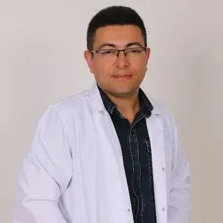 Op. Dr. Bülent Çelik — Üroloji, Bartın. Portre fotoğrafı.
