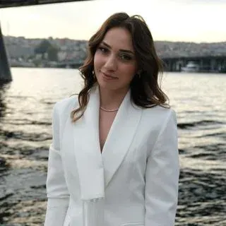 Selen Sağıroğlugil Emek — Kayseri. Portre fotoğrafı.