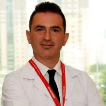 Prof. Dr. H.Onur Sıldıroğlu — Radyoloji, Ataşehir, İstanbul. Portre fotoğrafı.