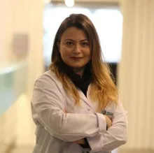 Psk. İnci Birincioğlu — Psikoloji, Ümraniye, İstanbul. Portre fotoğrafı.