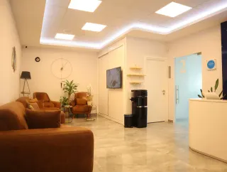 Prof. Dr. Emine Uluğ Kaygısız profilinde yer alan galeri fotoğrafı.