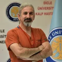 Prof. Dr. Recep Dursun — Acil Tıp, Diyarbakır. Portre fotoğrafı.
