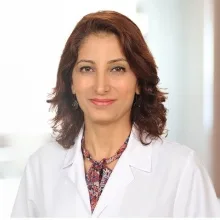 Uzm. Dr. Ebru İkizler — Dermatoloji, Beykoz, İstanbul. Portre fotoğrafı.