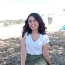 Dyt. Fatma Nur Yiğit — Diyetisyen. Portre fotoğrafı.