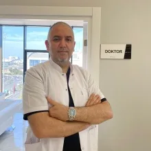Doç. Dr. Özgür Bige — Kadın Hastalıkları Ve Doğum, Tekirdağ. Portre fotoğrafı.