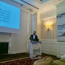 Uzm. Dr. Şefik Kaya — Fiziksel Tıp Ve Rehabilitasyon, İstanbul. Portre fotoğrafı.