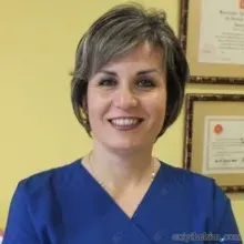 Dr. Dt. Semra Özay Ertürk — Muratpaşa, Antalya. Portre fotoğrafı.