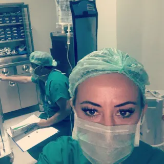 Op. Dr. Gül Apaydın profilinde yer alan galeri fotoğrafı.