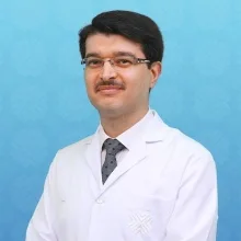 Doç. Dr. Hamza Sucuoğlu — Fiziksel Tıp Ve Rehabilitasyon, Bahçelievler, İstanbul. Portre fotoğrafı.