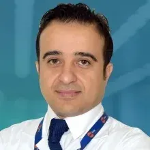 Prof. Dr. Cengiz Eser — Plastik Rekonstrüktif Ve Estetik Cerrahi, Adana. Portre fotoğrafı.
