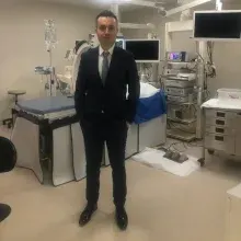 Uzm. Dr. Kemal Kürbüz — Ataşehir, İstanbul. Portre fotoğrafı.