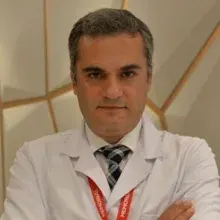 Op. Dr. Hüseyin Gemalmaz — Kalp Ve Damar Cerrahisi, Bahçelievler, İstanbul. Portre fotoğrafı.