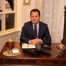 Op. Dr. Korkut Arslan — Kadın Hastalıkları Ve Doğum. Portre fotoğrafı.