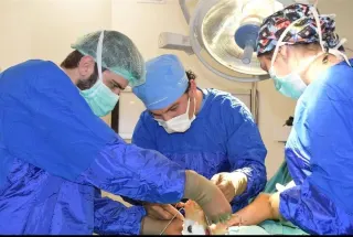 Prof. Dr. Ümit Tuhanioğlu profilinde yer alan galeri fotoğrafı.