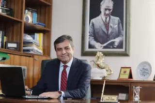 Doç. Dr. Osman Yıldırım profilinde yer alan galeri fotoğrafı.