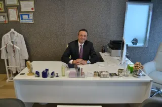 Doç. Dr. Osman Özdemir profilinde yer alan galeri fotoğrafı.
