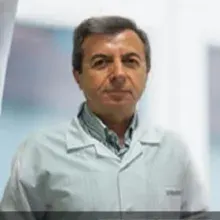 Uzm. Dr. Oktay Burnukara — Dermatoloji, Şahinbey, Gaziantep. Portre fotoğrafı.