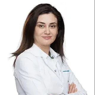 Op. Dr. Pınar Varcan Taşdoğan — Göz Hastalıkları, Pendik, İstanbul. Portre fotoğrafı.