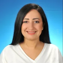 Kübra Dinç Soytekin — Aile Danışmanlığı, İstanbul. Portre fotoğrafı.