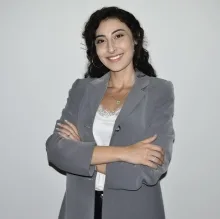 Psk. Dan. Feyza Yıldırım Turan — Antalya. Portre fotoğrafı.