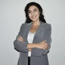 Psk. Dan. Feyza Yıldırım Turan — Antalya. Portre fotoğrafı.