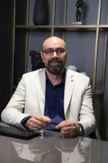 Doç. Dr. Ümit Alakuş profilinde yer alan galeri fotoğrafı.
