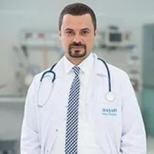 Op. Dr. Deniz Dehni — Üroloji, İstanbul. Portre fotoğrafı.