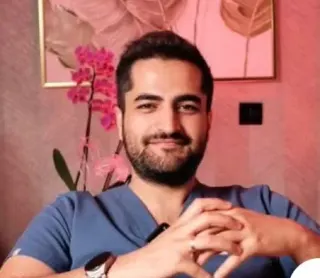 Dt. Semih Ulvi Aksüt profilinde yer alan galeri fotoğrafı.