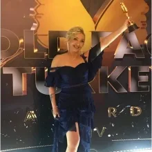 Filiz Karalı — Aile Danışmanlığı, Ankara. Portre fotoğrafı.