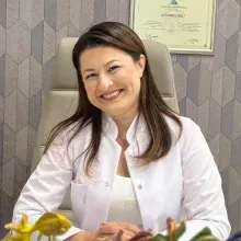 Dr. Dt. Gülden Çıralı Özkan — Denizli. Portre fotoğrafı.