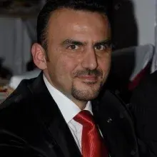 Op. Dr. Mustafa Sıtkı Yüksel — Genel Cerrahi, İstanbul. Portre fotoğrafı.