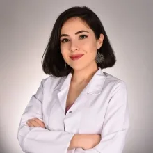 Dyt. Emine Hayrunnisa Baları — Diyetisyen. Portre fotoğrafı.