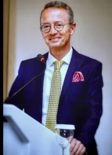 Prof. Dr. Kemal Uygur profilinde yer alan galeri fotoğrafı.
