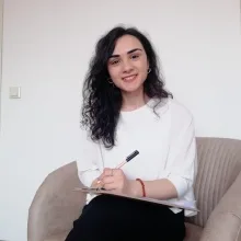 Psk. Ceyda Kiraz — Psikoloji, Ankara. Portre fotoğrafı.