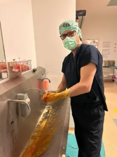 Op. Dr. Tolga Akkaya profilinde yer alan galeri fotoğrafı.
