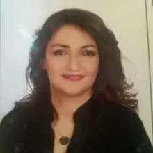 Uzm. Dr. Gülümser Kızıltaş Tokmak — Nöroloji, Ümraniye, İstanbul. Portre fotoğrafı.