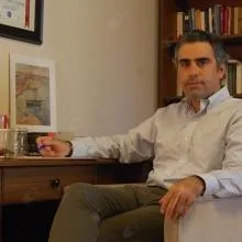 Uzm. Dr. Mehmet Benna Müftüoğlu — Psikiyatri, İstanbul. Portre fotoğrafı.