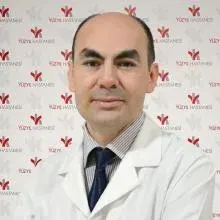 Dr. İbrahim Çetindağlı — İç Hastalıkları, İstanbul. Portre fotoğrafı.