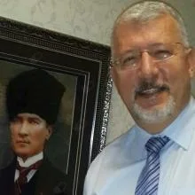 Op. Dr. Kemal Yandakçı — Genel Cerrahi, Sincan, Ankara. Portre fotoğrafı.