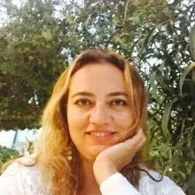 Fzt. Selma Bayraktar — Fizyoterapi Ve Rehabilitasyon, Ankara. Portre fotoğrafı.