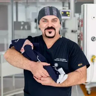 Op. Dr. Fatih Omurca — Kadın Hastalıkları Ve Doğum. Portre fotoğrafı.