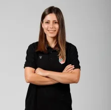Fzt. Merve Karan Sartık — Fizyoterapi Ve Rehabilitasyon, İzmir. Portre fotoğrafı.