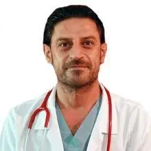 Uzm. Dr. Maşallah Candemir — Çocuk Sağlığı Ve Hastalıkları, İstanbul. Portre fotoğrafı.