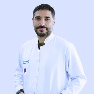 Op. Dr. Ömer Cengiz — Ortopedi Ve Travmatoloji, Batman. Portre fotoğrafı.