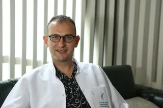 Op. Dr. Onur Saka profilinde yer alan galeri fotoğrafı.