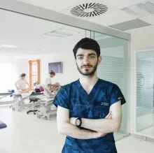 Fzt. Uğur Durmaz — Fizyoterapi Ve Rehabilitasyon, İstanbul. Portre fotoğrafı.